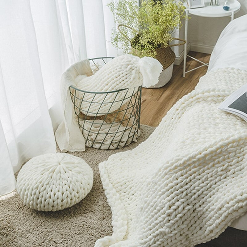 Yana Round Comfy Cushion