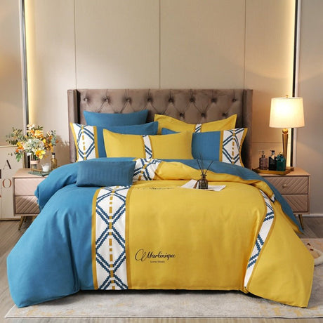 Aesthetic Flowers Bedding Set