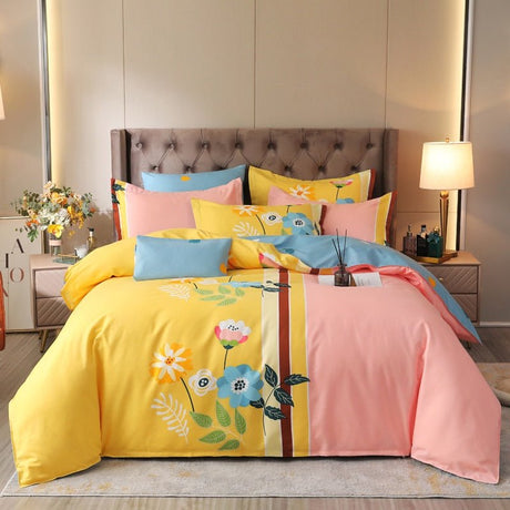 Aesthetic Flowers Bedding Set