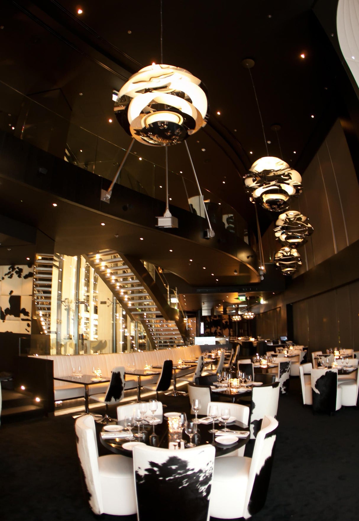 Buckle Chandelier Large by Innermost
