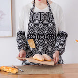 Black & White Aprons with Sleeve Covers