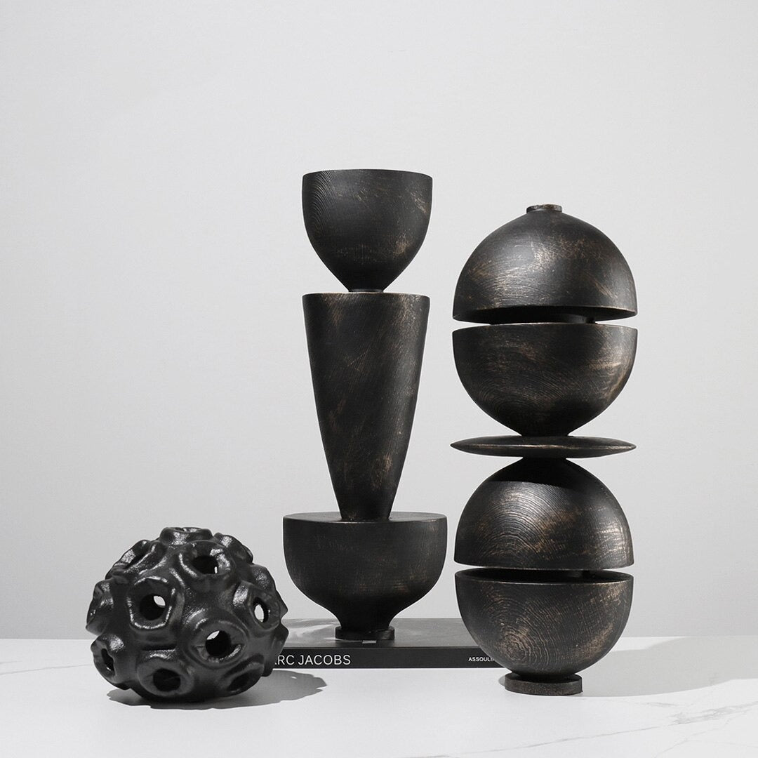 Andrada Geometric Statues