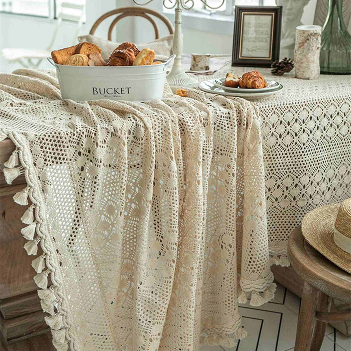 Pastoral Style, Lace Tablecloth with Tassel Table Cover for Kitchen Dinning Tabletop Decoration Nordic Rectangular Coffee Table