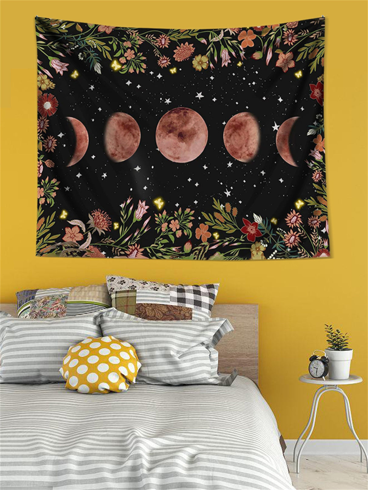 Ofat Home Moon Tapestry Aesthetic, Witchy Decor, Bohemia Wall Hanging Tapestry  , Floral Print, Flowers Wall Art, Pagan Altar Cloth