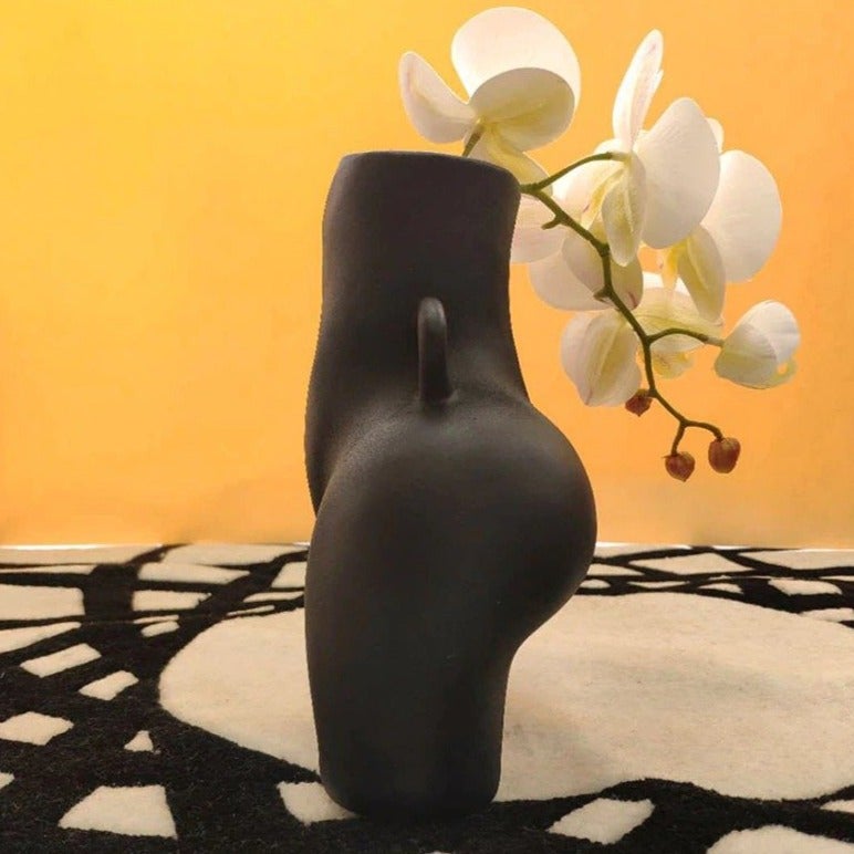 Kitako Torso Vase