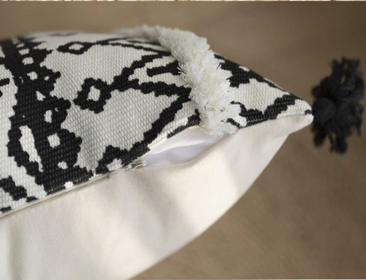 Matador Black and White Geometric Pillow Cover