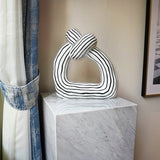 Modani Modern Knot Statue