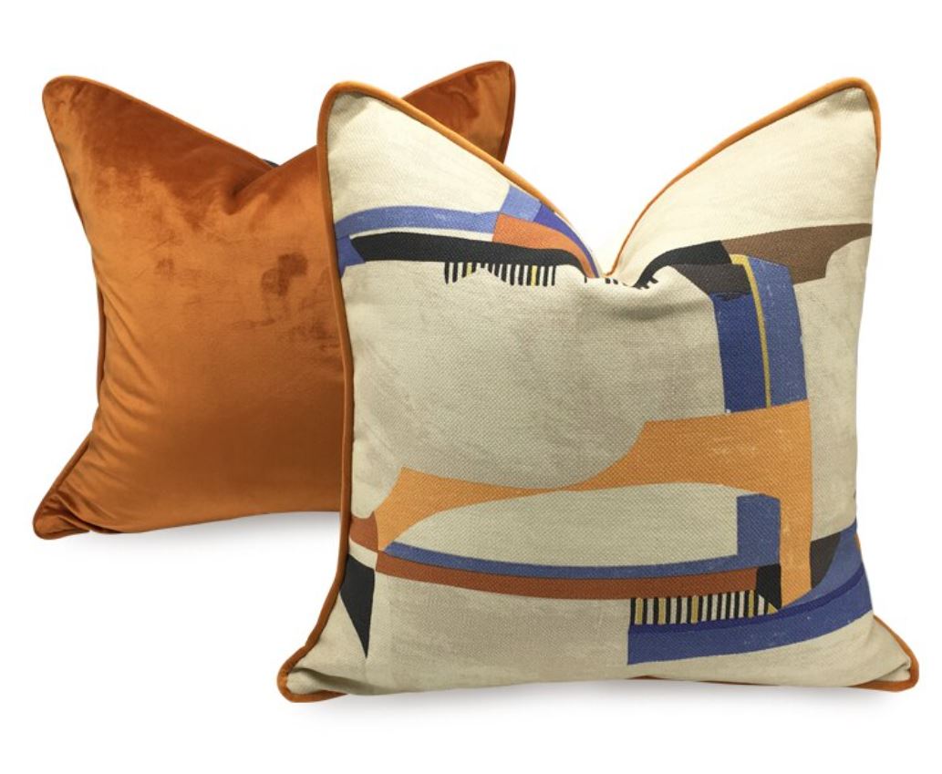 Nina Graphic Print Pillow Cover