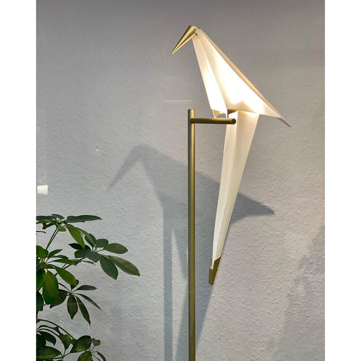 Perching Bird Table lamp