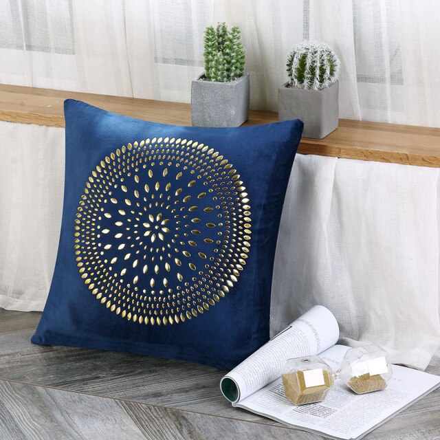 Ara Velvet Pillow Cover