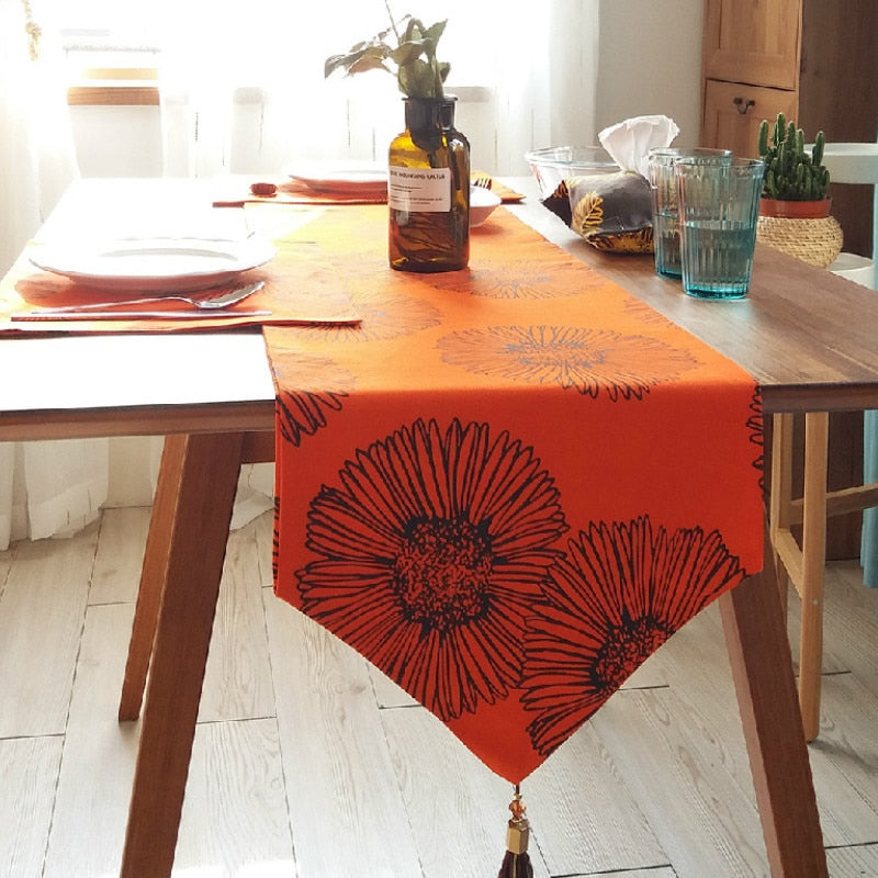 Mindy Modern Floral Table Runner