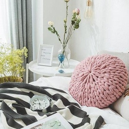 Yana Round Comfy Cushion