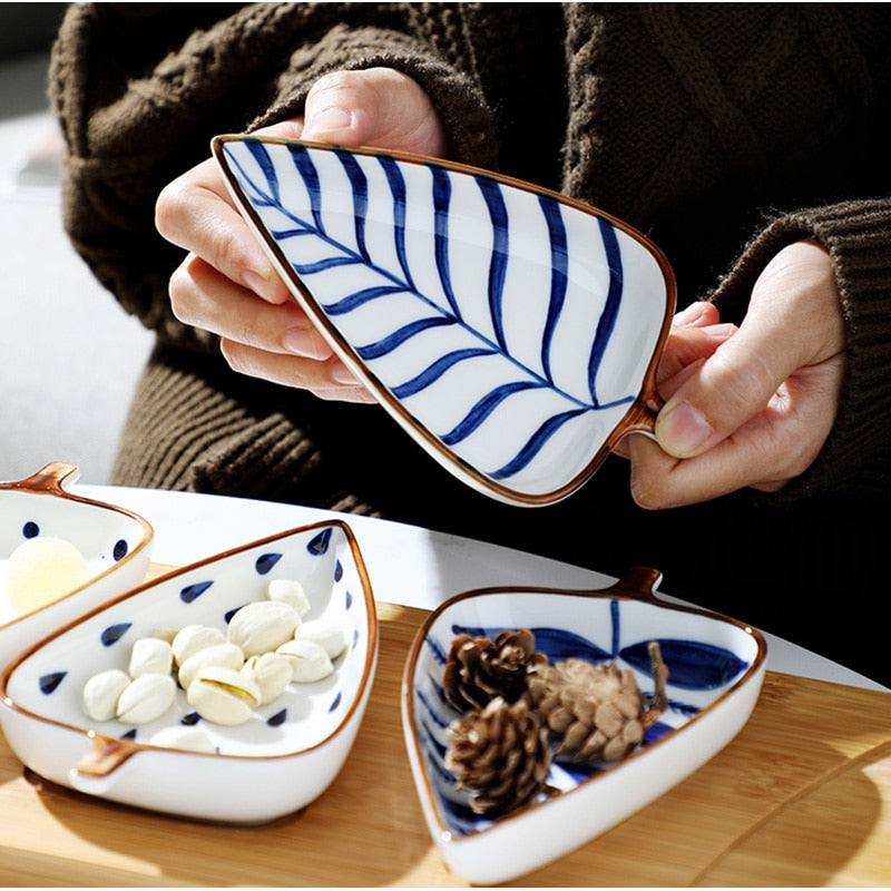 Lana Leaf Snack Tray