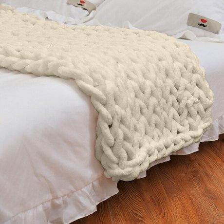 Carrie Chenille Chunky Blanket