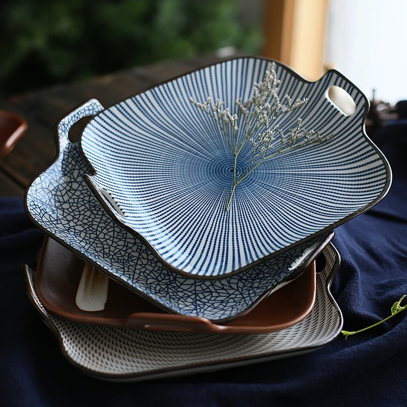 Akira Plate with Handles