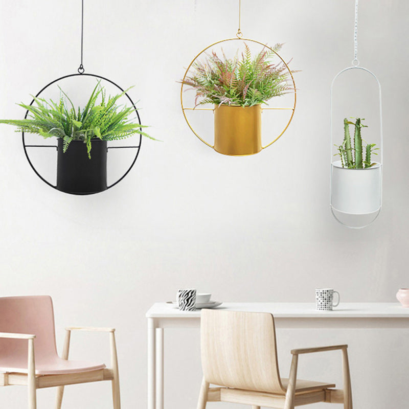 Stella Swinging Flower Pot