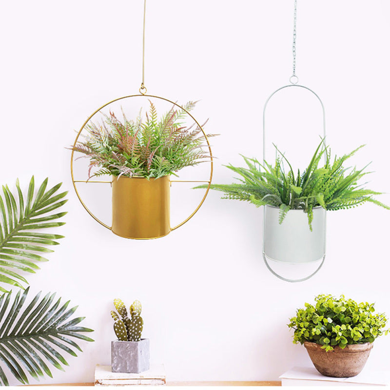 Stella Swinging Flower Pot