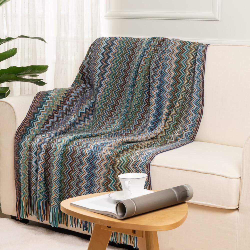 Geometric Pattern Throw Blanket