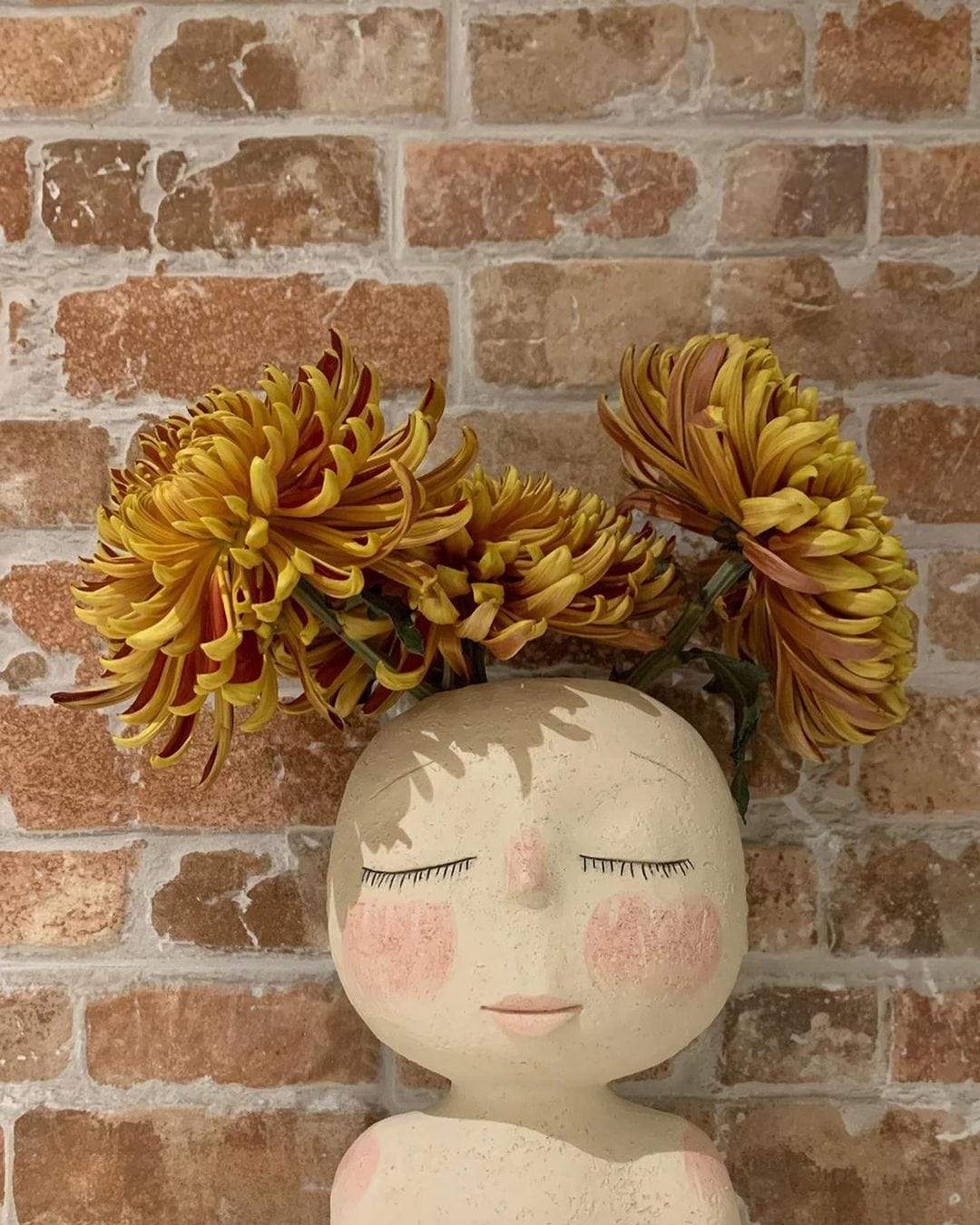 Elsa Head Planter