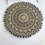 Delicate Round Table Mat