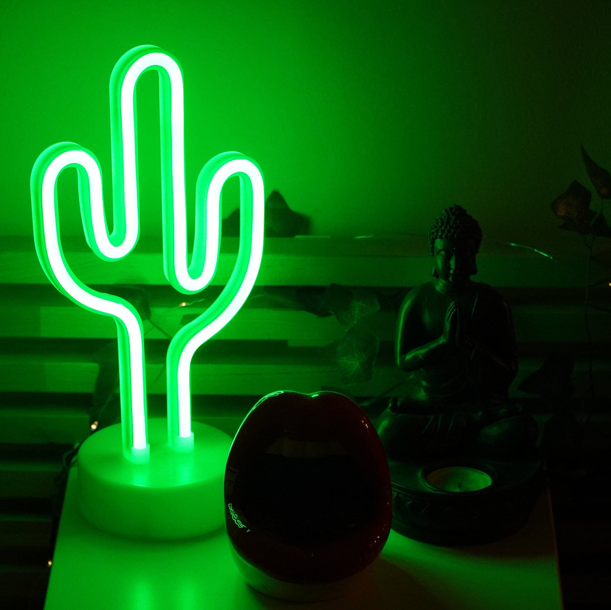 Neon Cactus LED Light