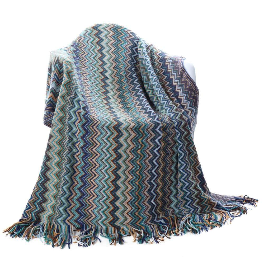 Geometric Pattern Throw Blanket