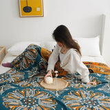 Bohemian Paisley Flower Bedspread in Green