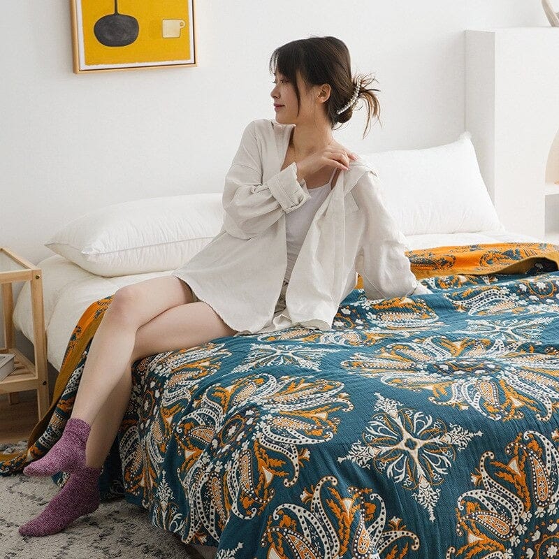 Bohemian Paisley Flower Bedspread in Green