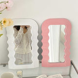 Wavy Mirror