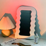 Wavy Mirror