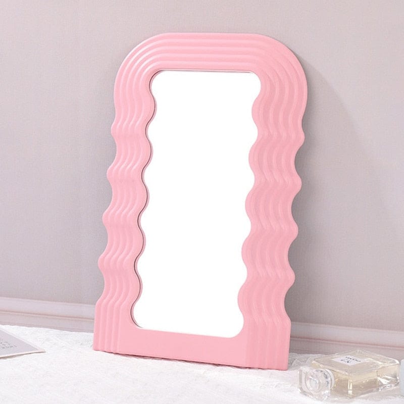 Wavy Mirror