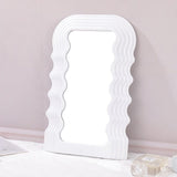 Wavy Mirror