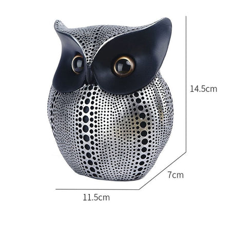 Hornet Owl Figurines