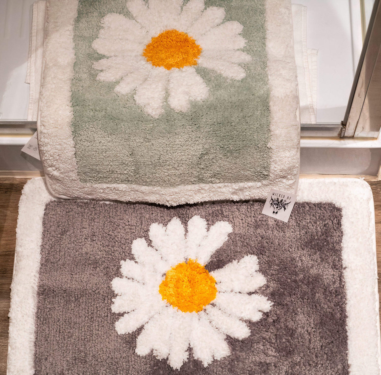 Daisy Bath Mat