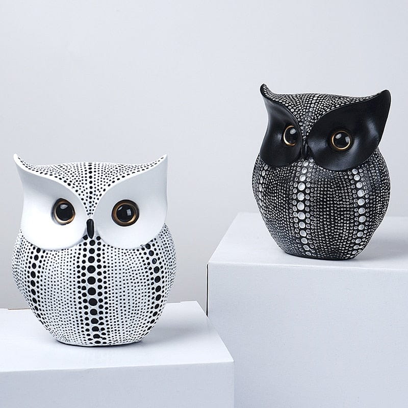 Hornet Owl Figurines