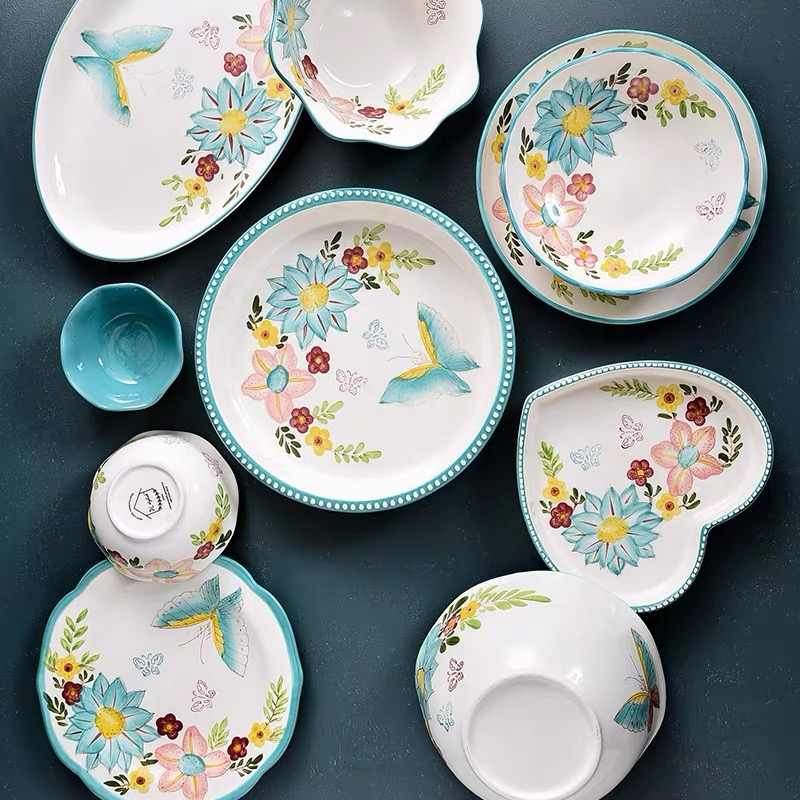 Nordic Style Floral Plates Set