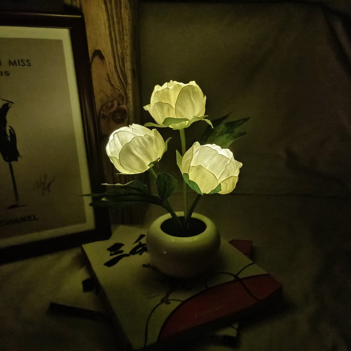 Tulip LED Night Light